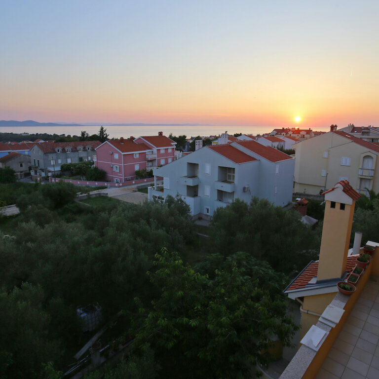 Villa Zubcic Zadar Puntamika Borik Diklo Diklovac Falken Appartment Booking Apartmani house family
